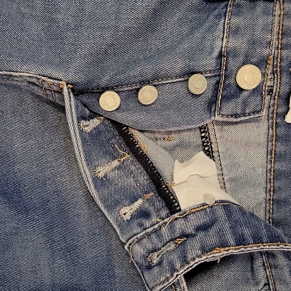 Boyfriend Jeans - Picture 2 of 4